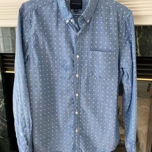 92. Men’s American Eagle Outfitters Print Button Front Shirt